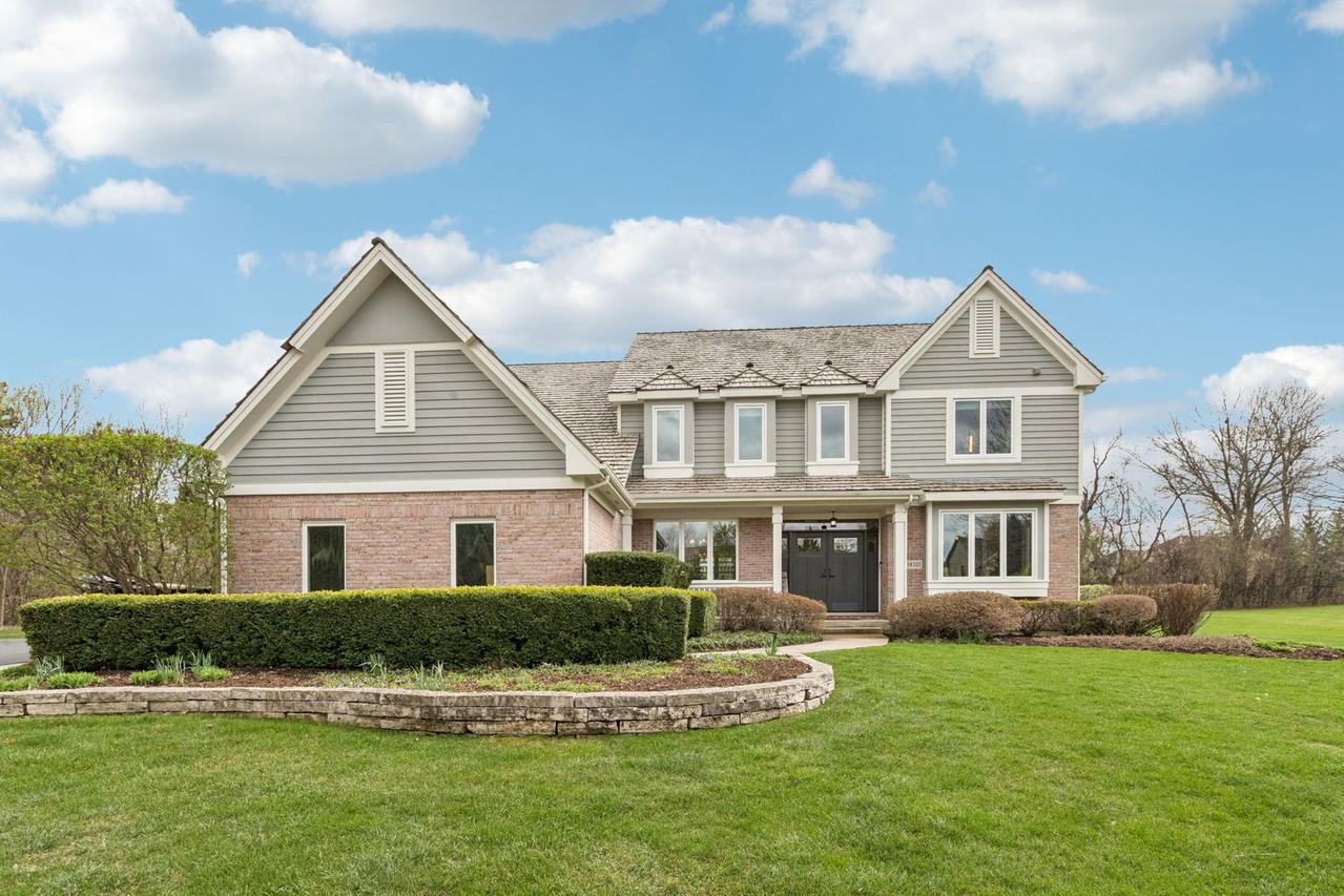 14101 W Rodmell Ct., Libertyville, IL 60048