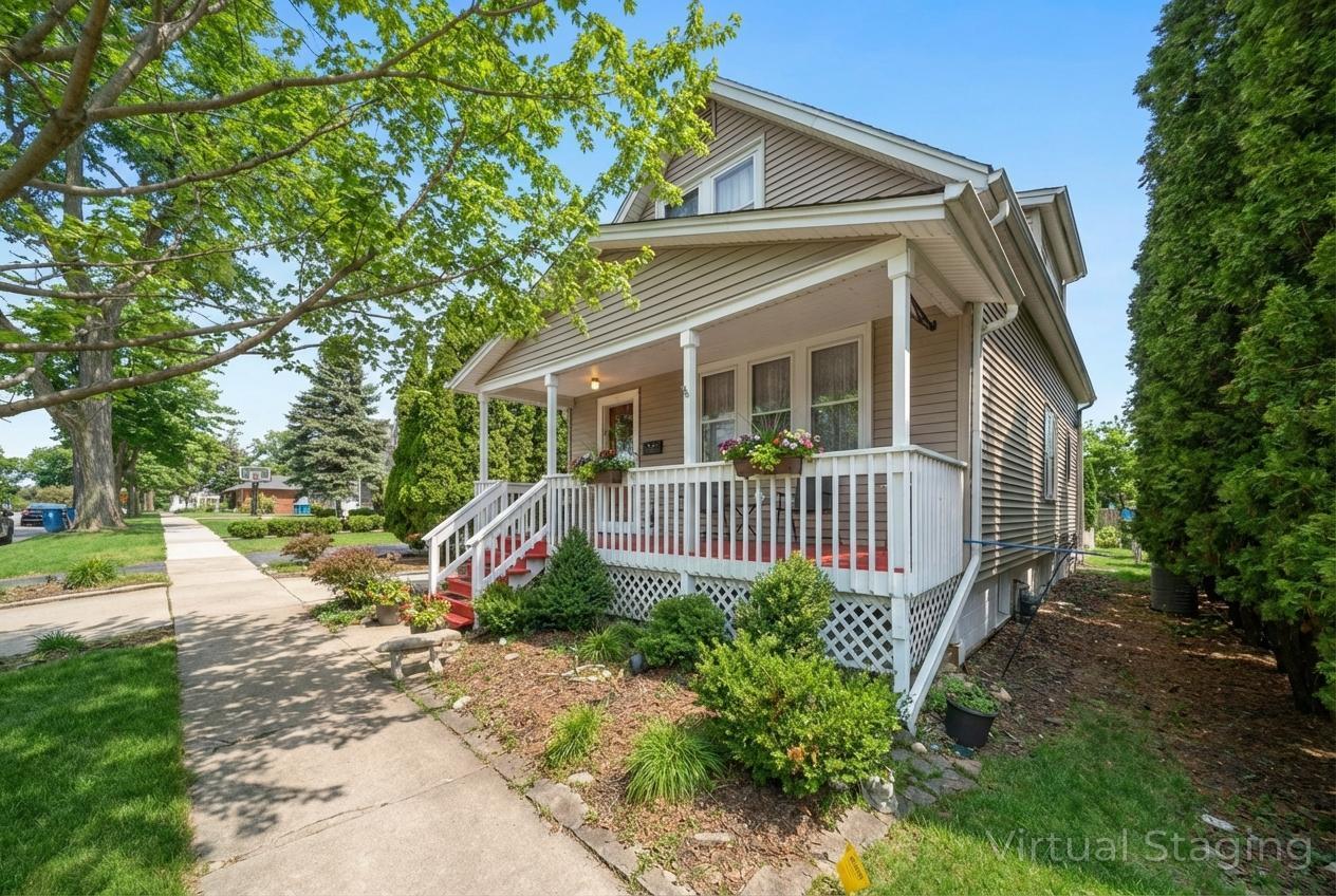 430 Gierz St., Downers Grove, IL 60515