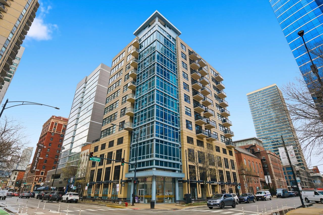 101 W Superior St. #904, Chicago, IL 60654