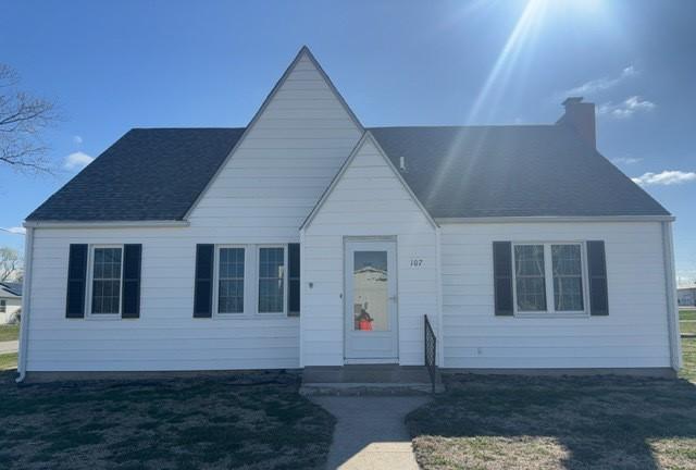 107 N 3rd St., Irvington, IL 62848