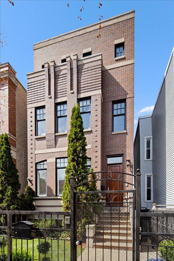 3638 N Wayne Ave., Chicago, IL 60613