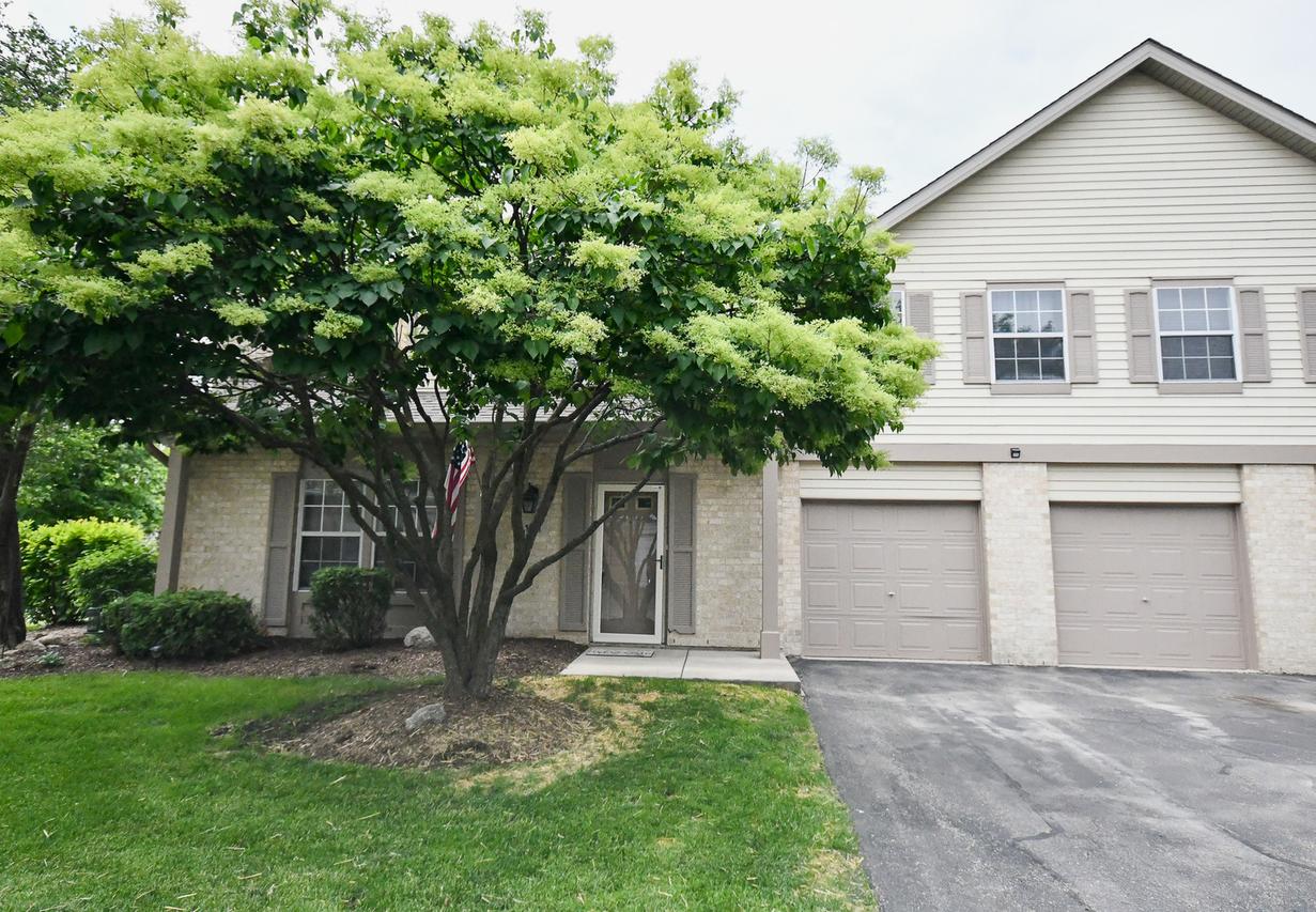 121 Cammeron Ct., Aurora, IL 60504