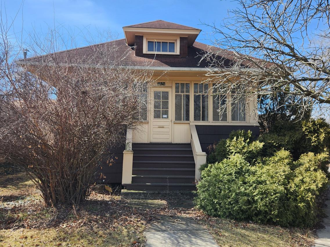 2424 River Rd., River Grove, IL 60171