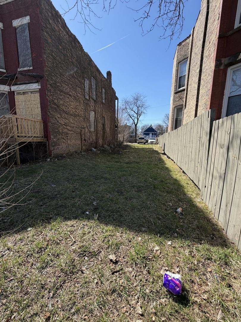 5530 S Carpenter St., Chicago, IL 60621