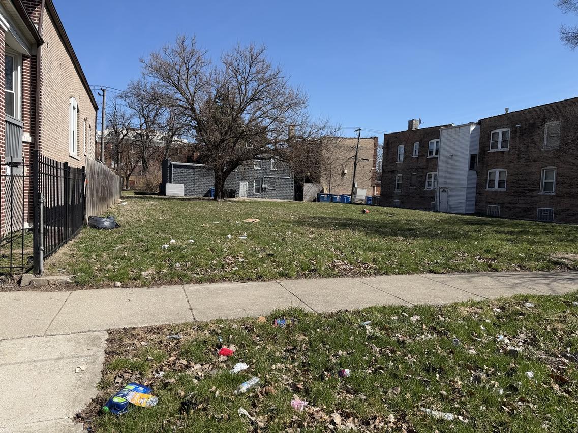 6951 S Carpenter St., Chicago, IL 60621