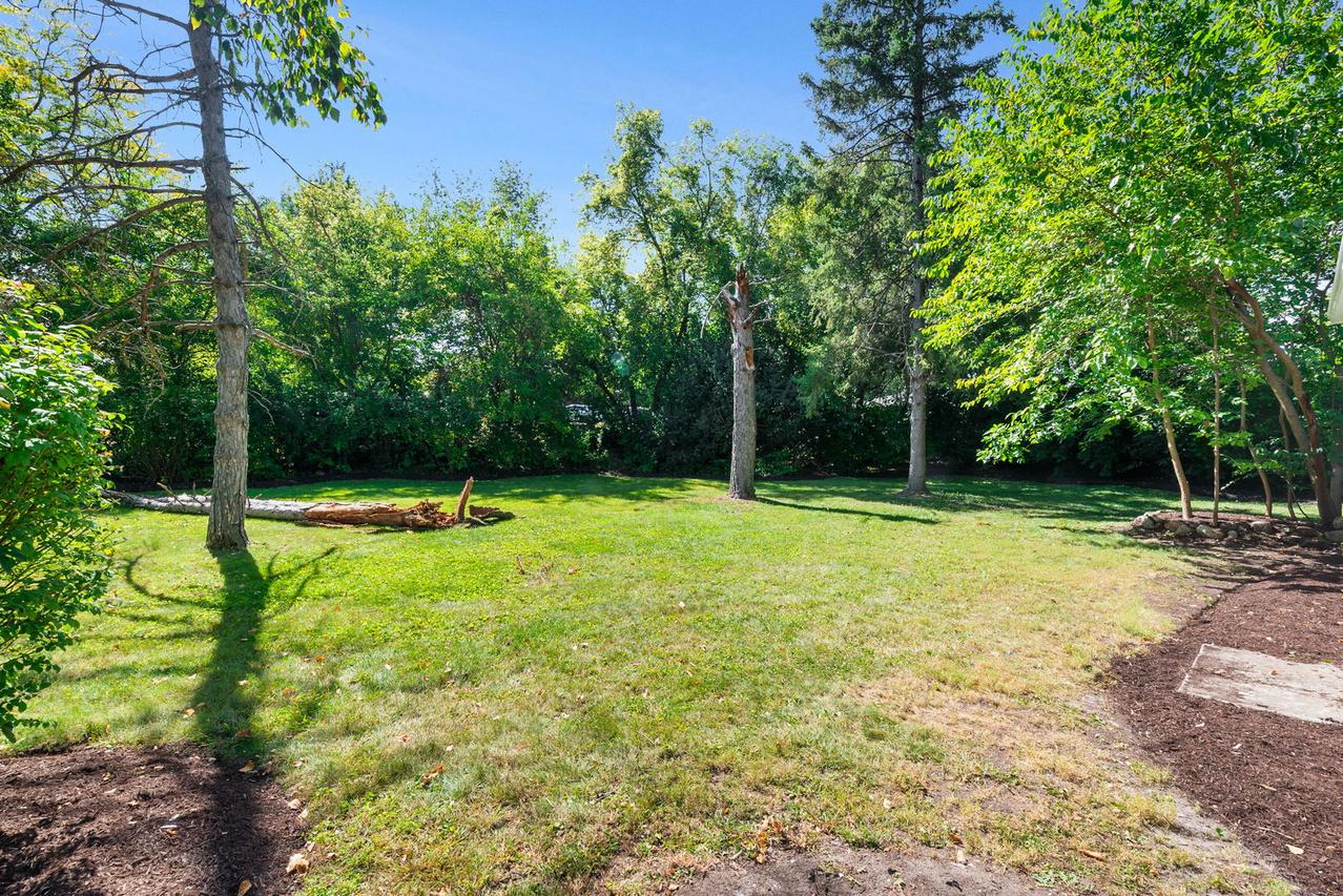 88 N Airlite St., Elgin, IL 60123