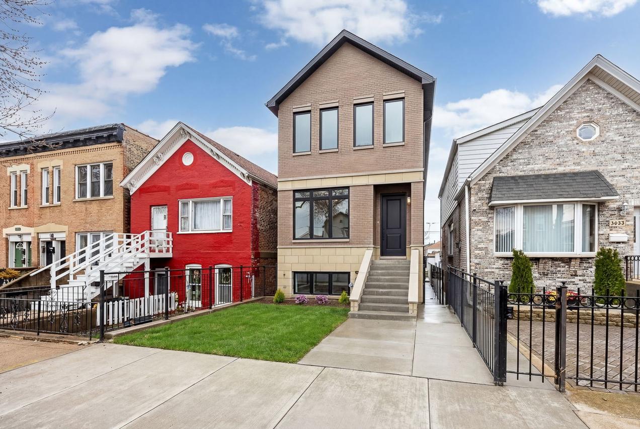 3633 S Emerald Ave., Chicago, IL 60609