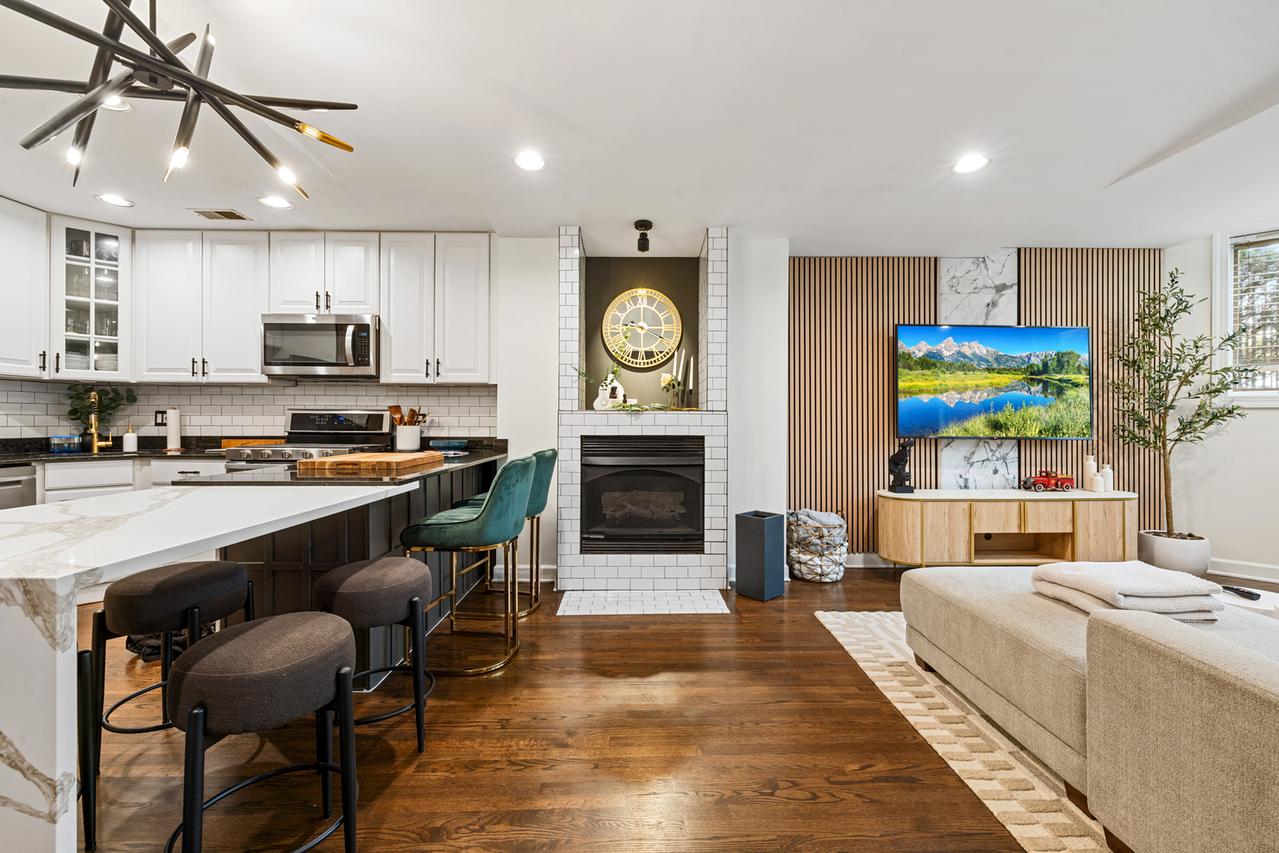 2625 N Ashland Ave. #1B, Chicago, IL 60614