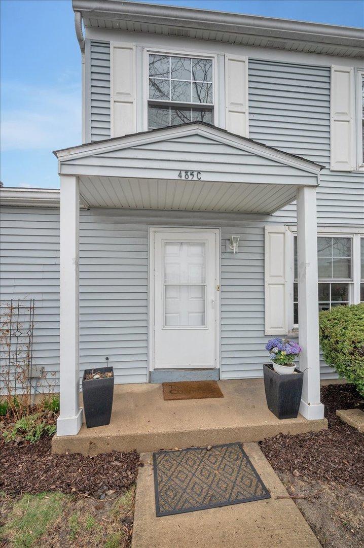 485 James Ct. #C, Glendale Heights, IL 60139