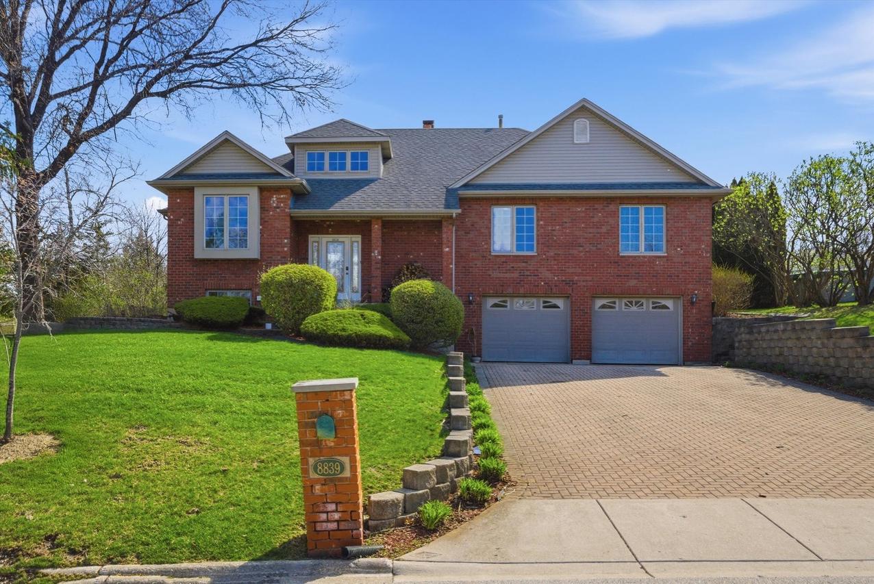 8839 S 83rd Ave., Hickory Hills, IL 60457