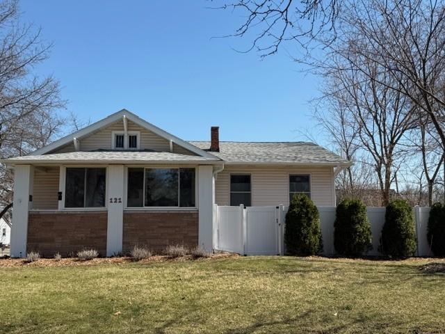 121 N Princeton Ave., Villa Park, IL 60181