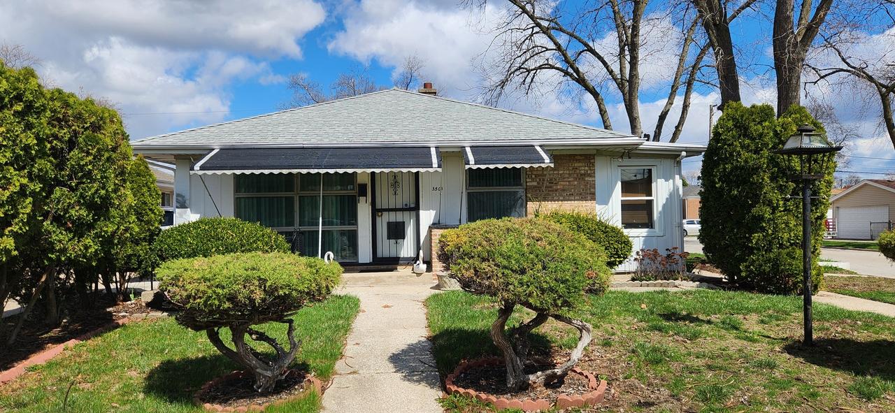 3501 Adams St., Bellwood, IL 60104