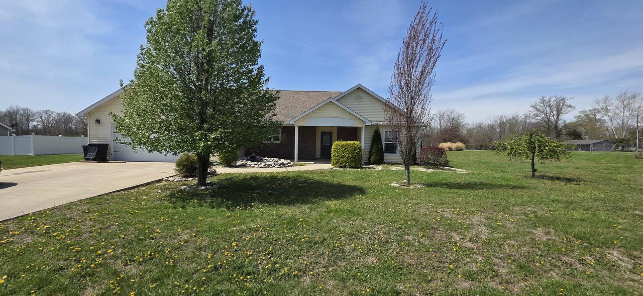 11213 Maggie Dr., Marion, IL 62959