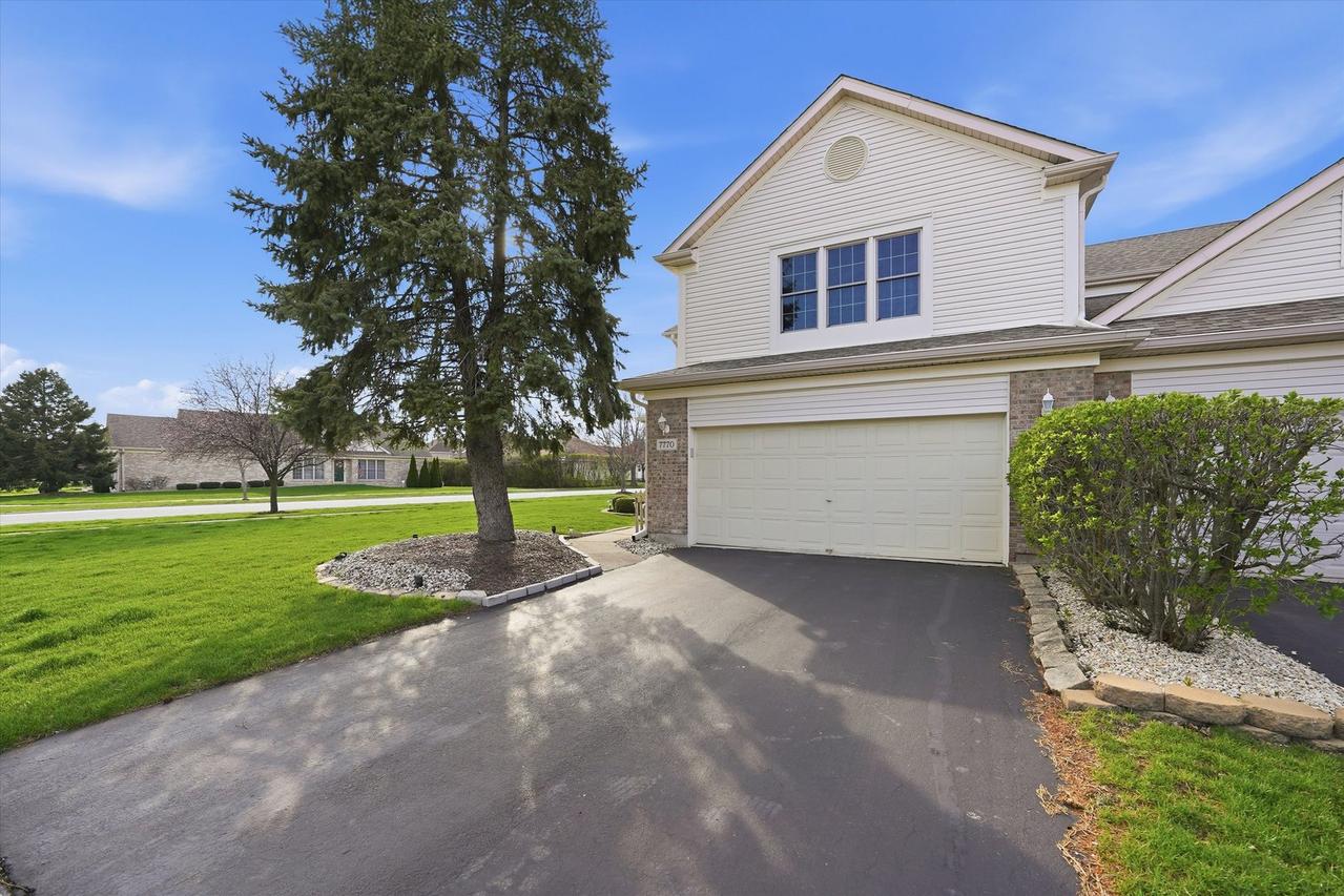 7770 Bristol Park Dr., Tinley Park, IL 60477