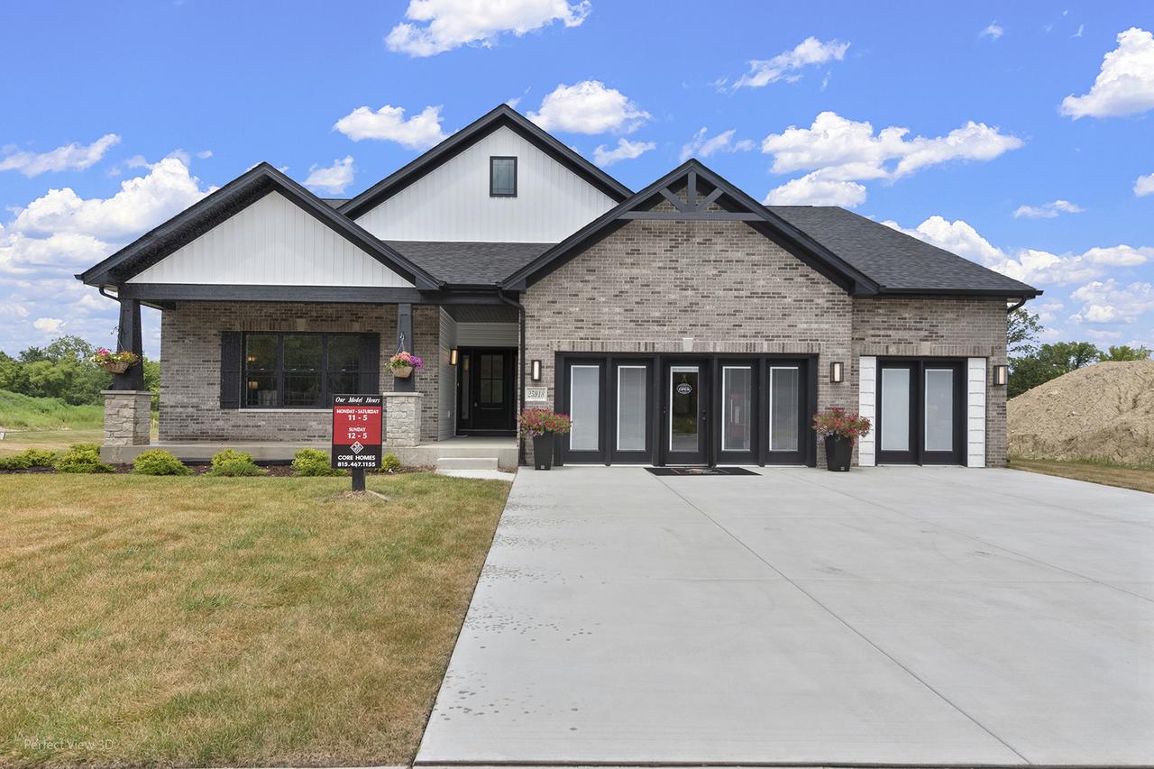 25927 W Ravine Woods Dr., Channahon, IL 60410