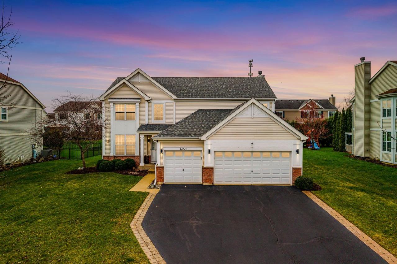 12221 Sinnett St., Huntley, IL 60142