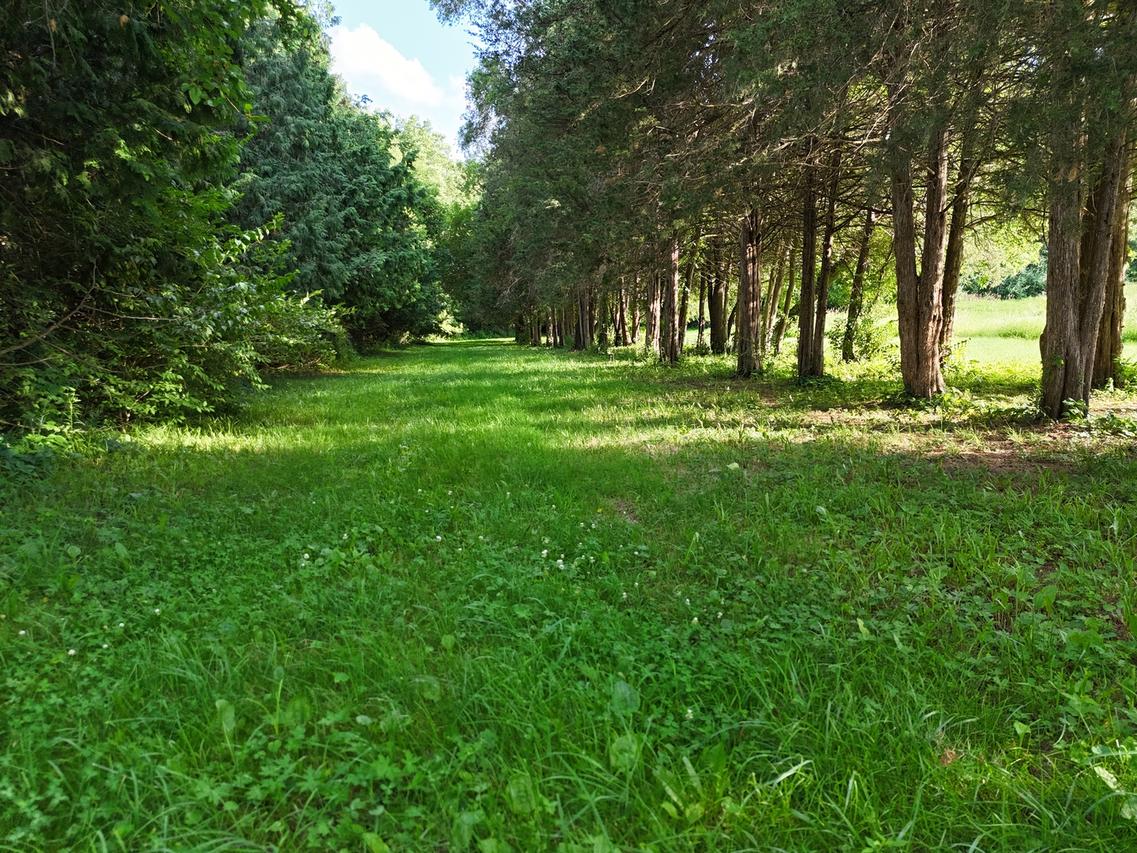 1441 W Fairview Rd., Freeport, IL 61032