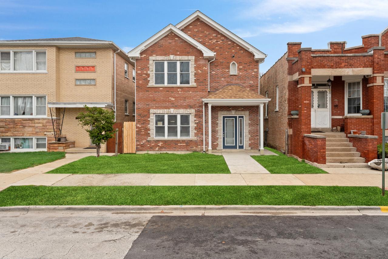 5326 W 31st St., Cicero, IL 60804