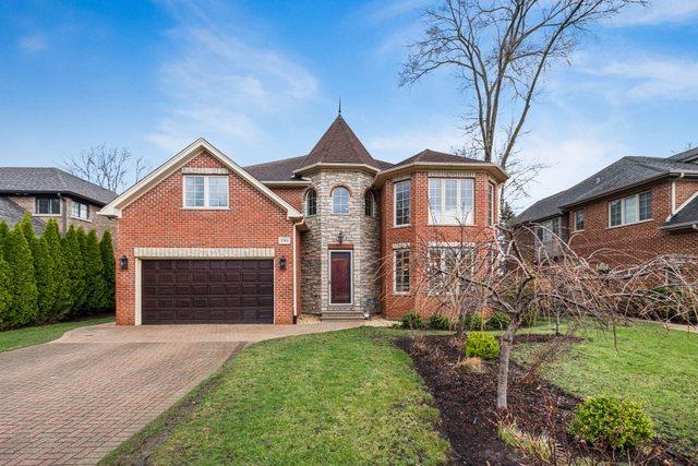 3202 Dell Pl., Glenview, IL 60025