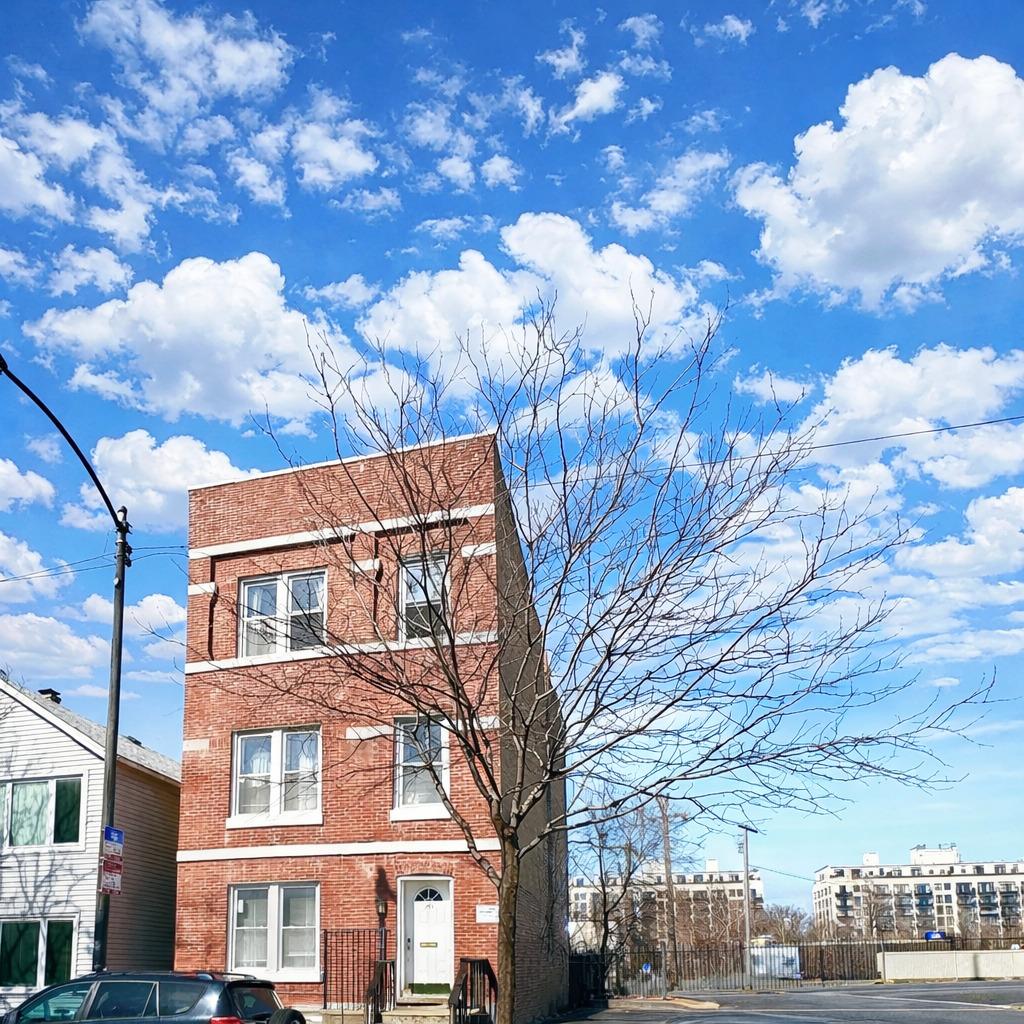 [Address Hidden by Seller], Chicago, IL 60608