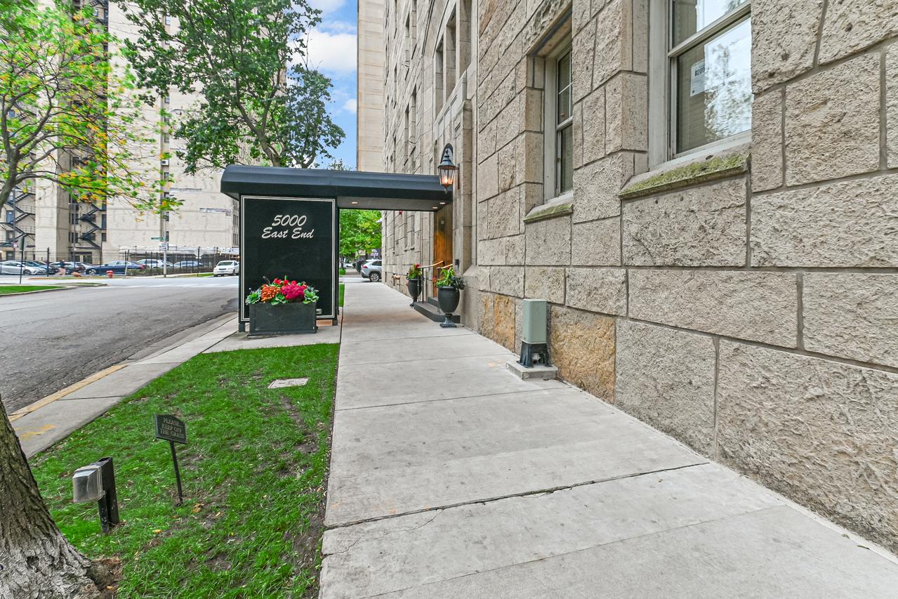 5000 S East End Ave. #2D, Chicago, IL 60615