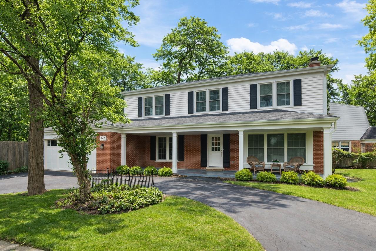 346 Spruce Ave., Lake Forest, IL 60045