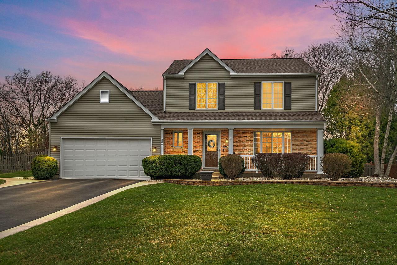 200 Lake Dr., Algonquin, IL 60102