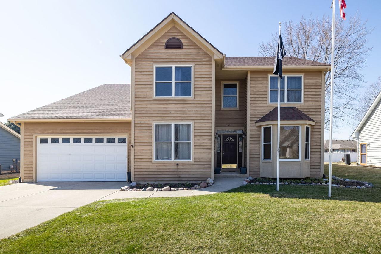 611 Prairie View Ln., Hinckley, IL 60520