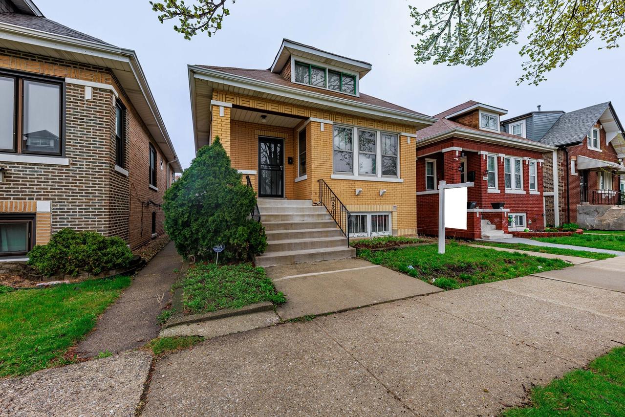 4941 S Kolin Ave., Chicago, IL 60632