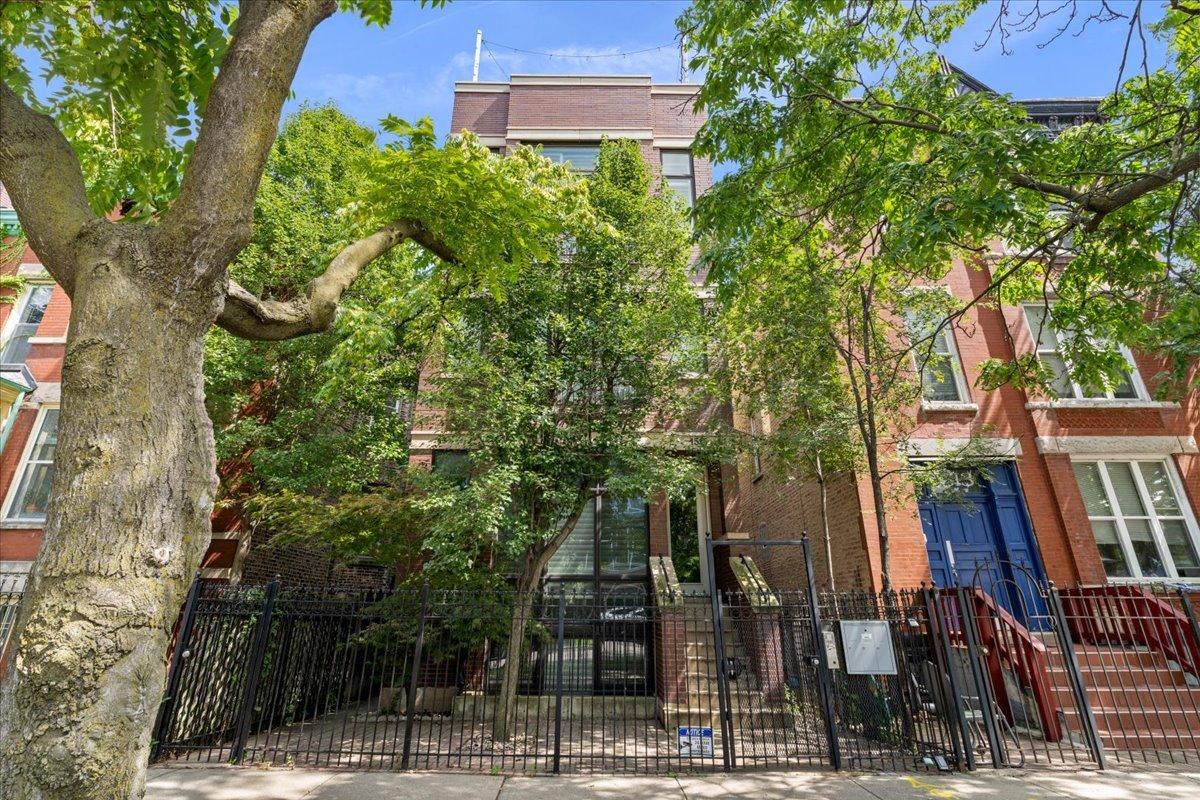 1515 N Claremont Ave. #3, Chicago, IL 60622