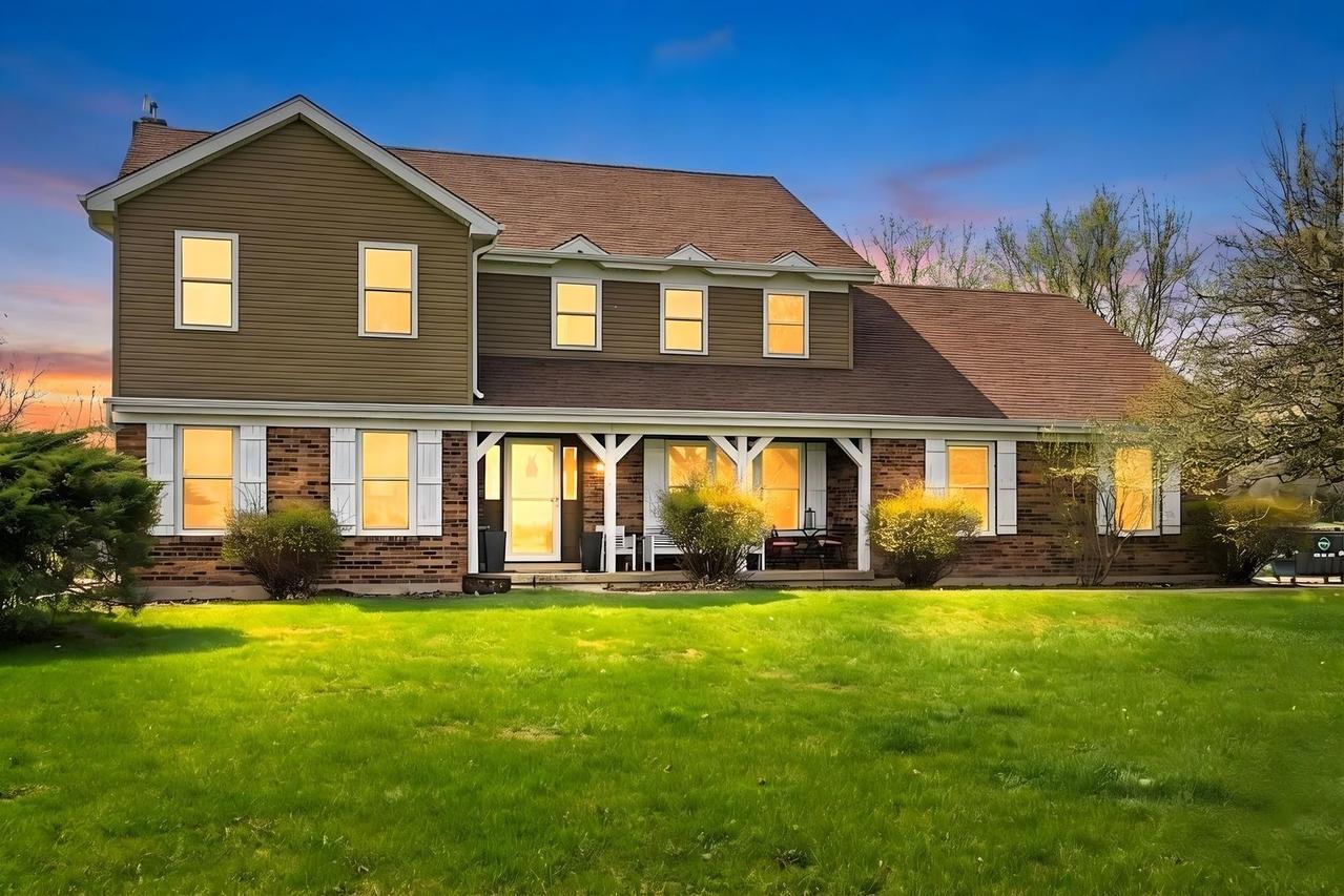 8N316 Mcgough Rd., Maple Park, IL 60151