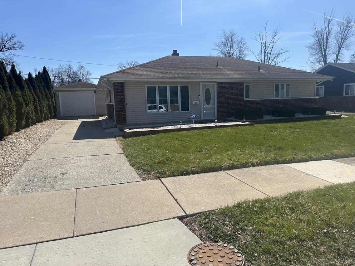 163 Shabbona Dr., Park Forest, IL 60466