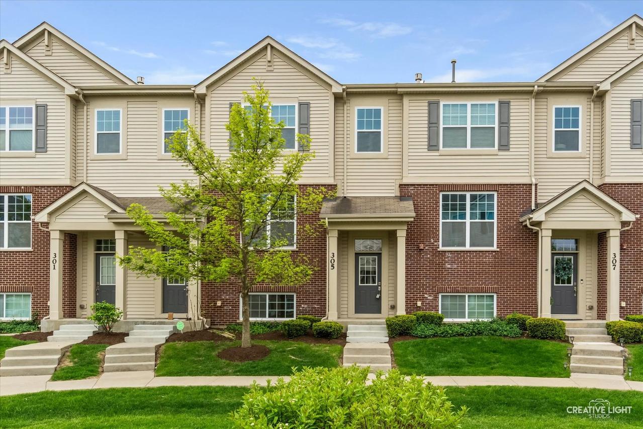 305 Lexington Ln., Rolling Meadows, IL 60008