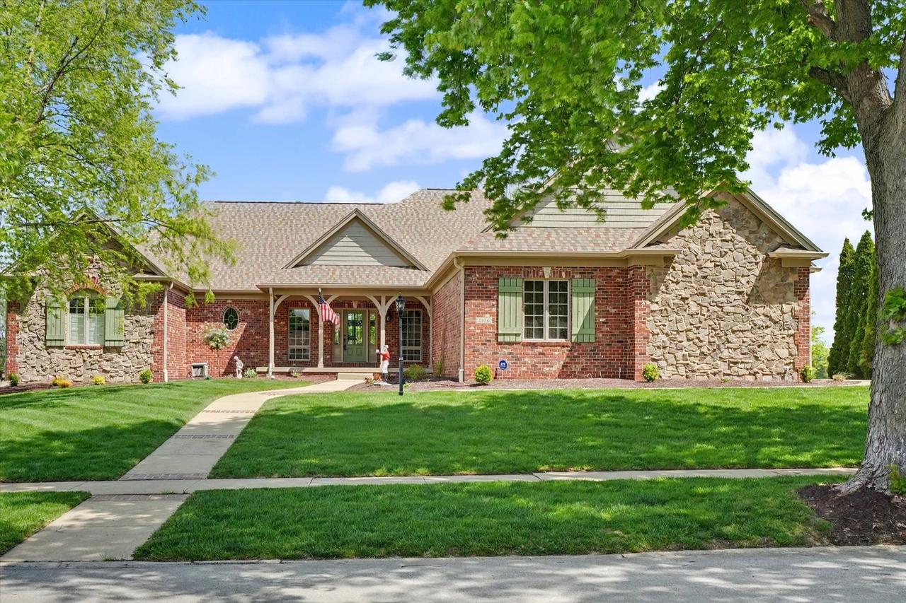 4106 Farhills Dr., Champaign, IL 61822