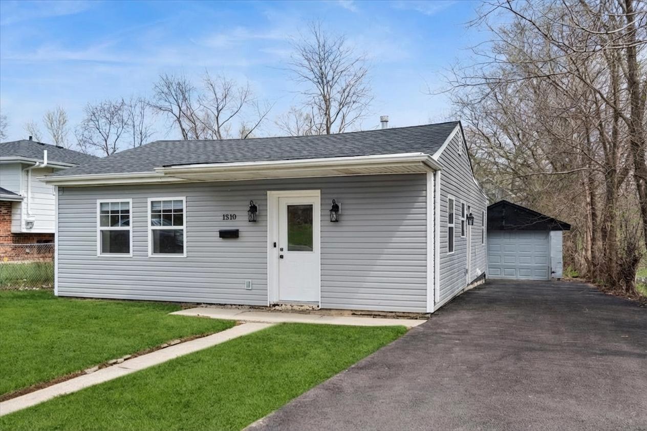 1510 Fairview Ave., Joliet, IL 60432