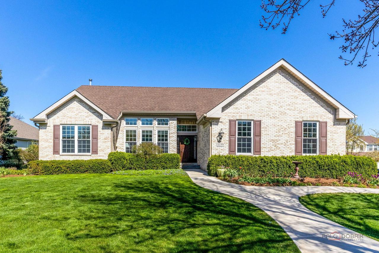 2235 Bellview Ct., Gurnee, IL 60031