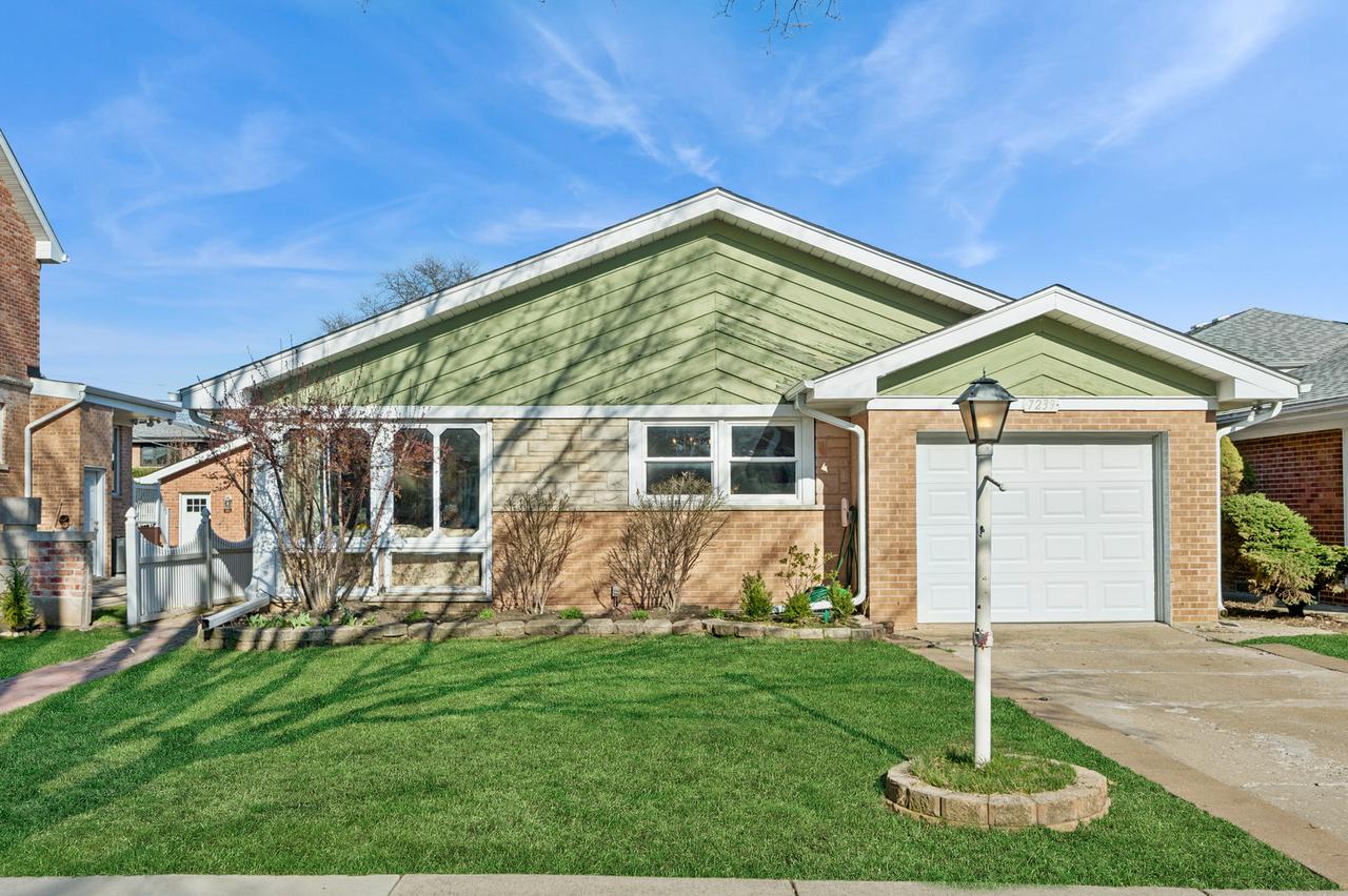 [Address Hidden by Seller], Lincolnwood, IL 60712