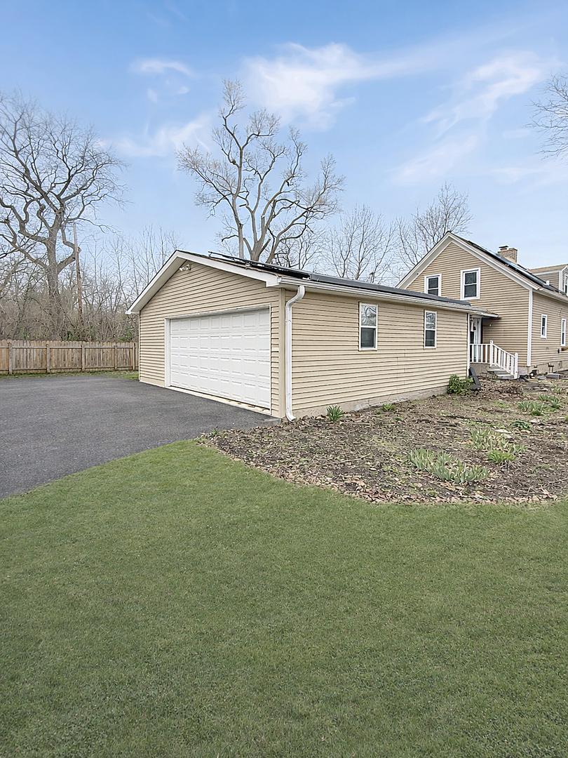 603 W Main St., Cary, IL 60013