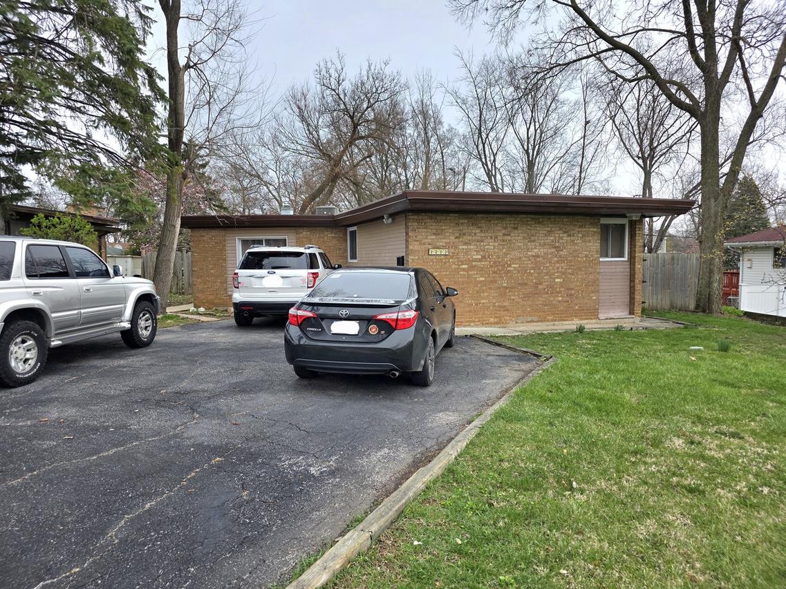 1213 Orchard Ave., Chicago Heights, IL 60411