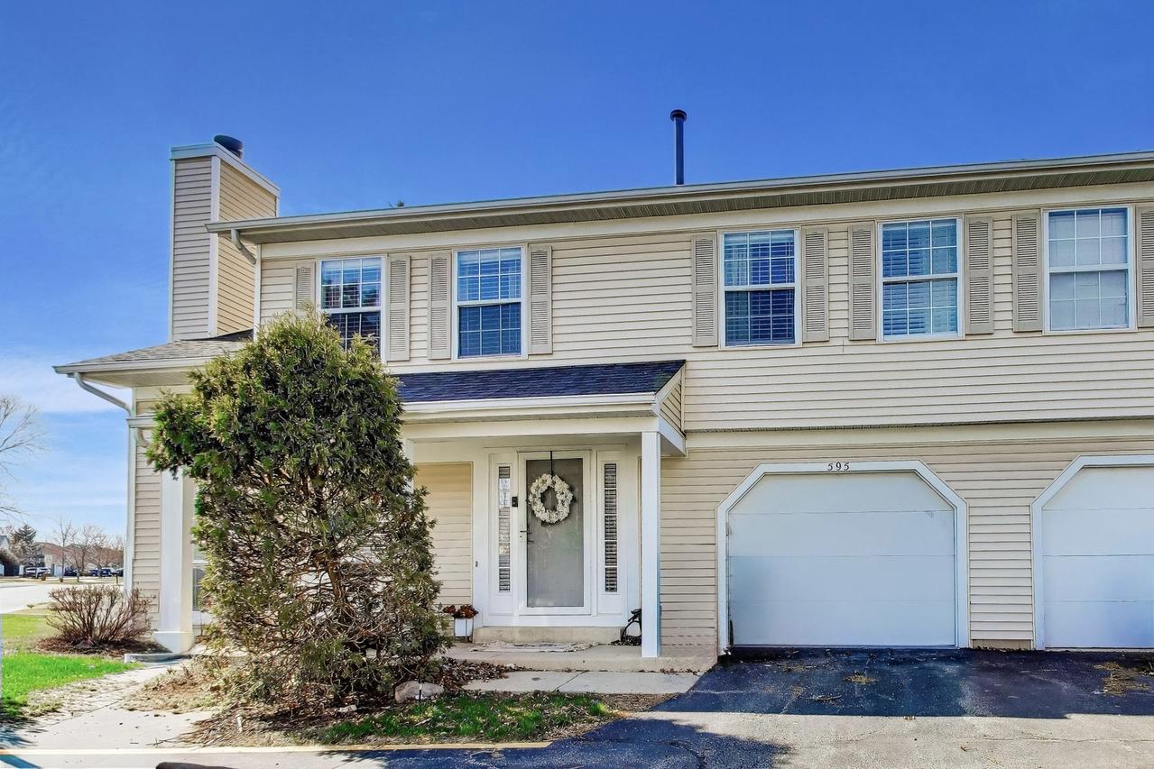 595 East Ave., Streamwood, IL 60107