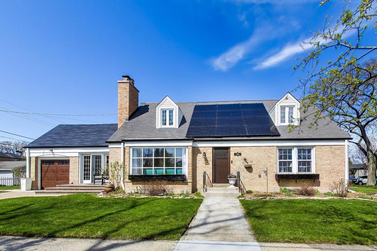 202 N Chester Ave., Park Ridge, IL 60068