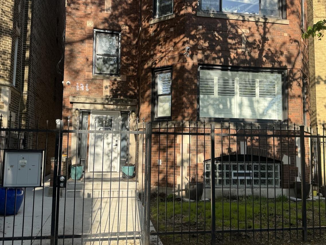 [Address Hidden by Seller], Chicago, IL 60649