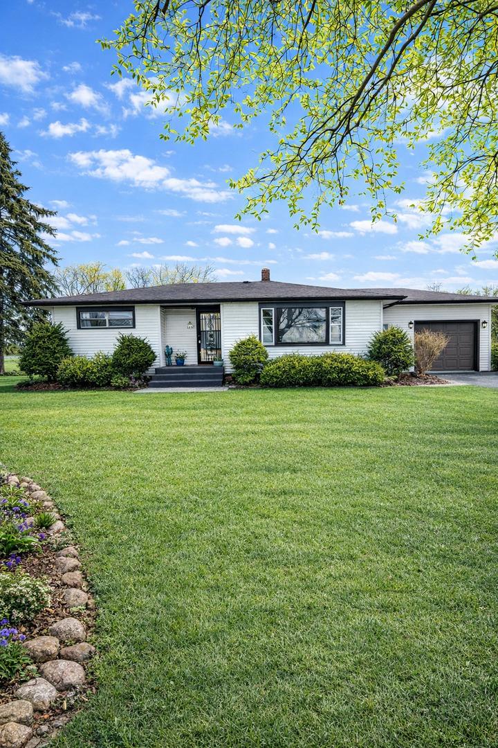 12310 Price Rd., Hebron, IL 60034