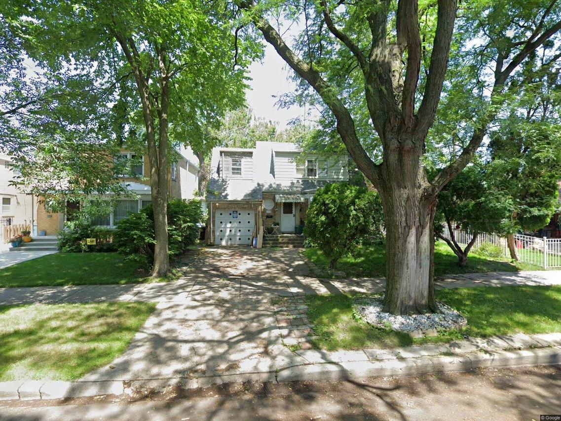 2814 W Balmoral Ave., Chicago, IL 60625
