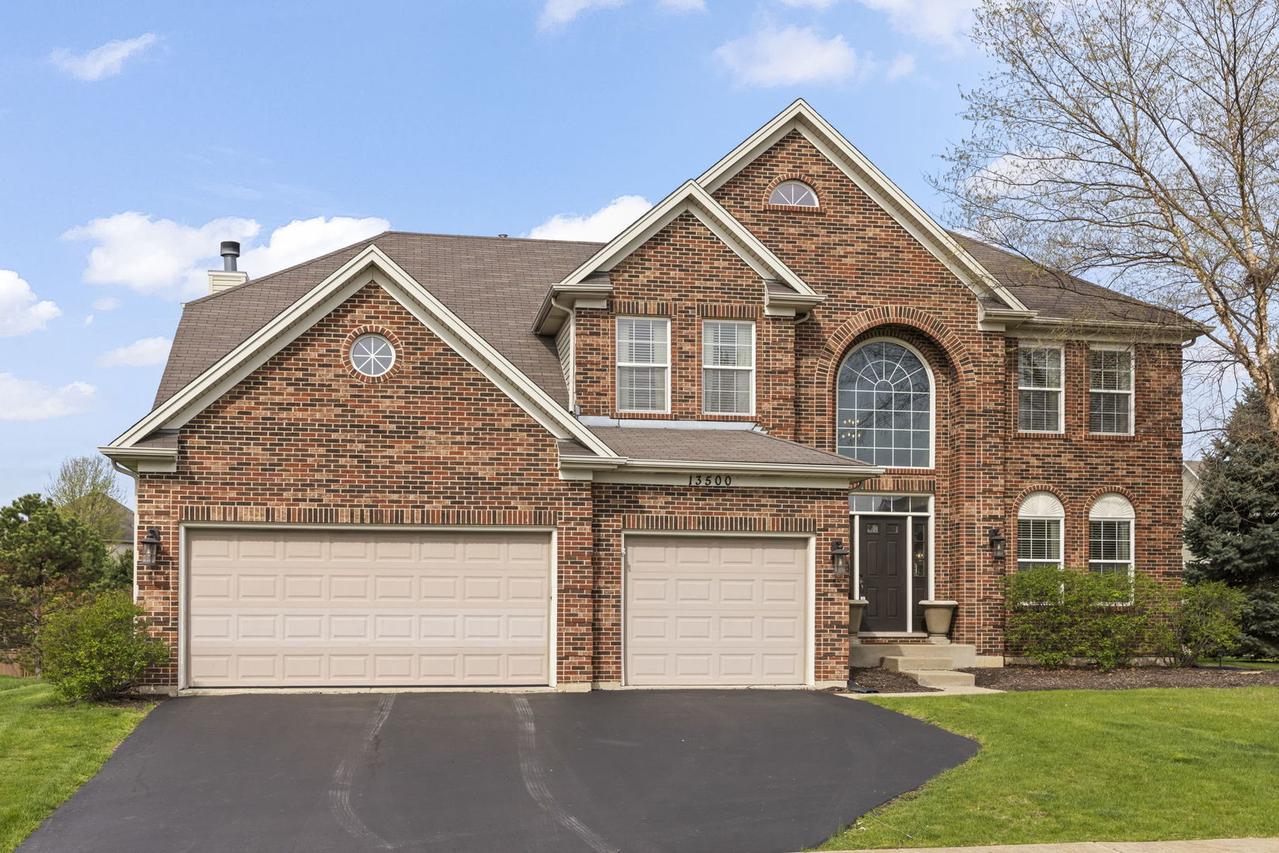 13500 Arborview Cir., Plainfield, IL 60585