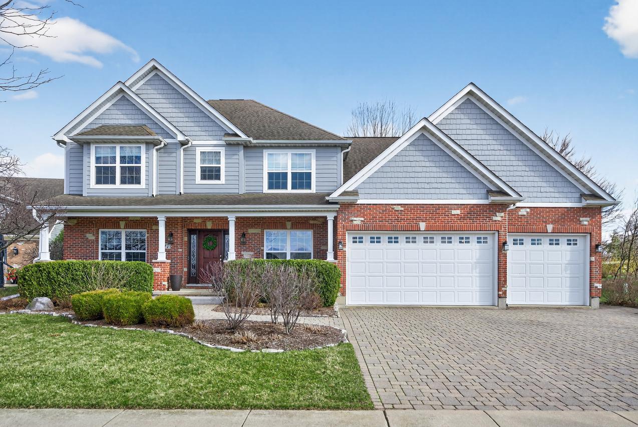 617 Whirlaway Dr., Genoa, IL 60135