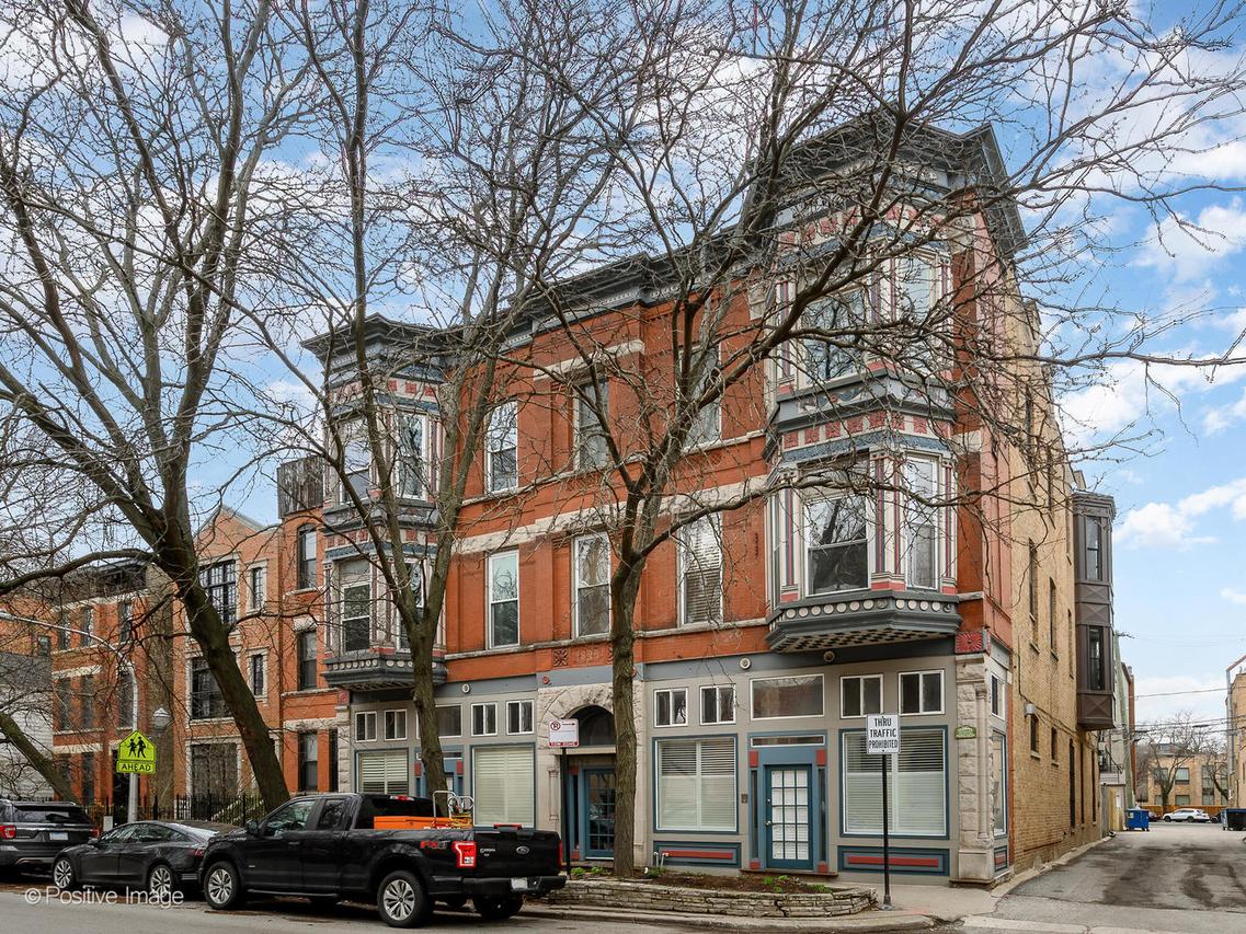 1914 N Sheffield Ave. #2F, Chicago, IL 60614