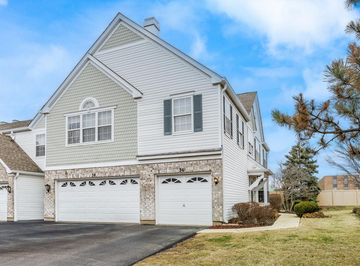 36 Arboretum Dr., Lombard, IL 60148