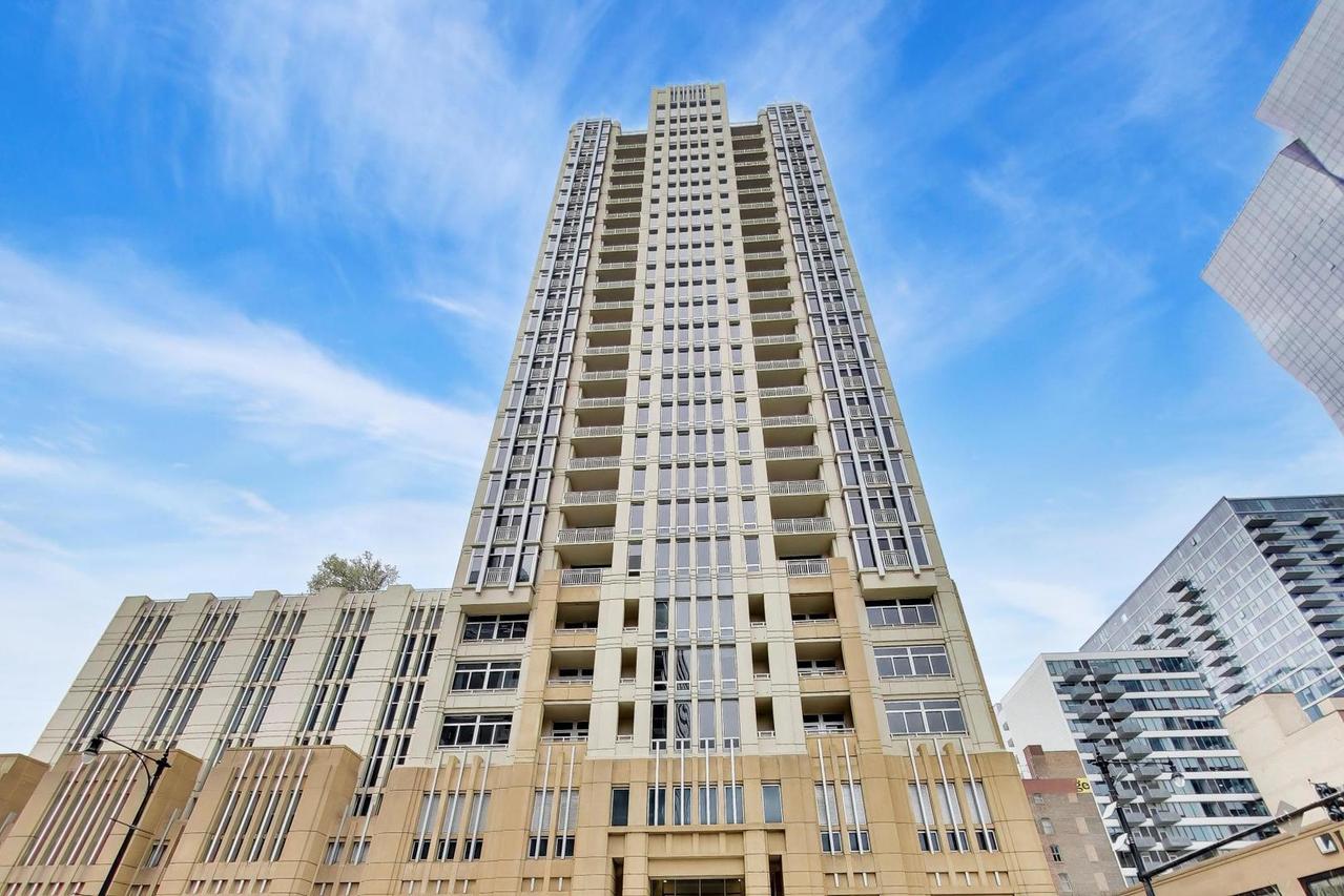1400 S Michigan Ave. #1006, Chicago, IL 60605