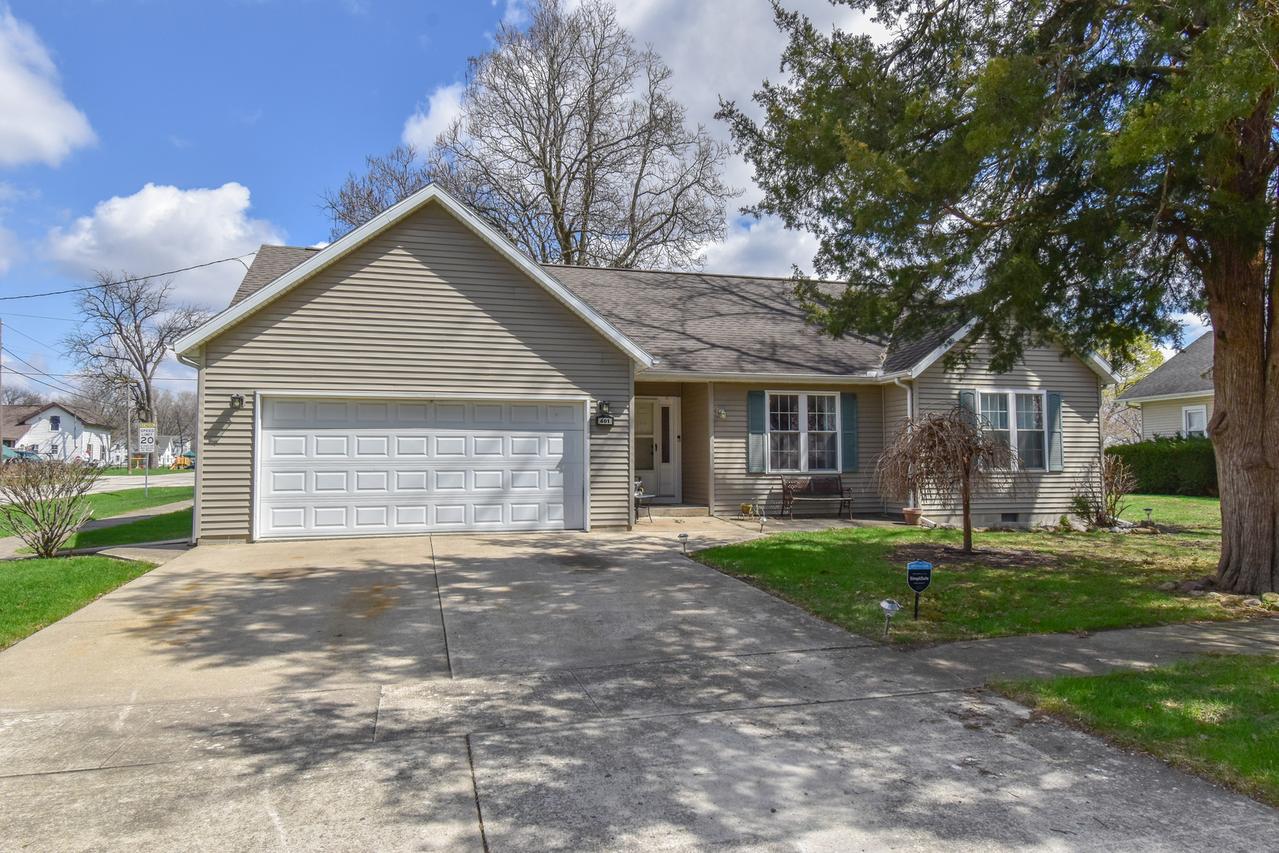 401 E Vermillion St., Odell, IL 60460